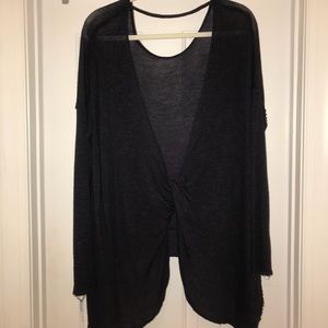 Open back, oversized sweater